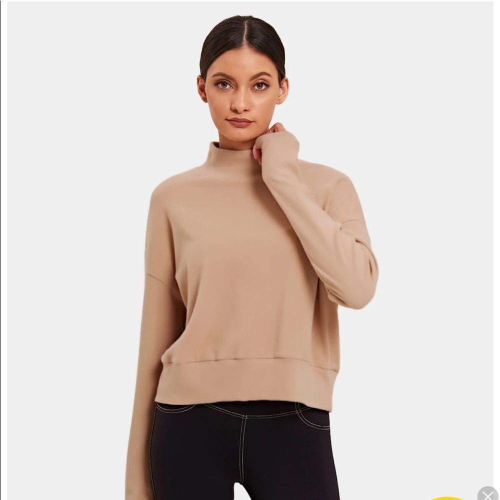HALARA turtleneck hole thumb plain cropped sweatshirt
